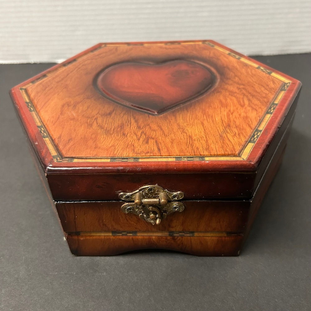 Vintage Music Jewelry Box Inlaid Heart‎ Hexagon Hinged Lid with Mirror 8.5x7.5x3